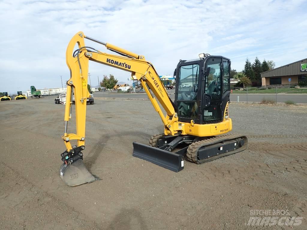 Komatsu PC35MR-5 Мини екскаватори < 7 т
