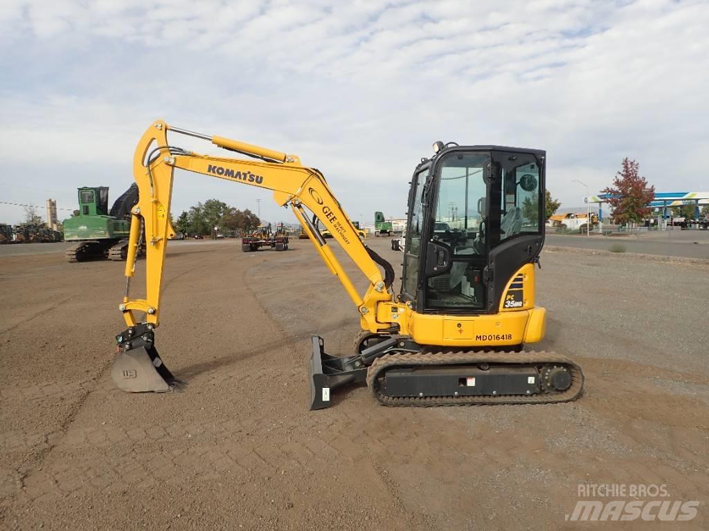 Komatsu PC35MR-5 Мини екскаватори < 7 т