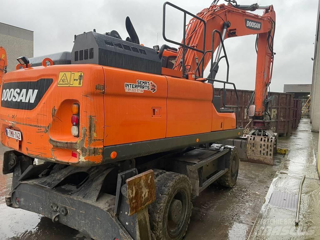 Doosan DX 210 W - 5 Колесни екскаватори