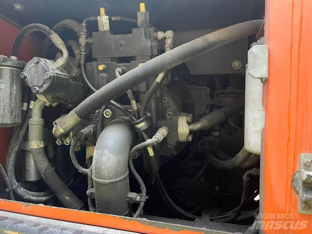 Doosan DX 210 W - 5 Колесни екскаватори