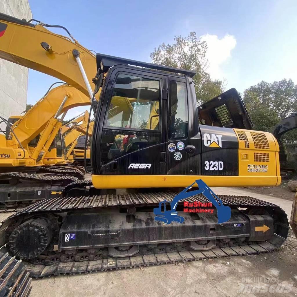 CAT 323D Верижен екскаватор