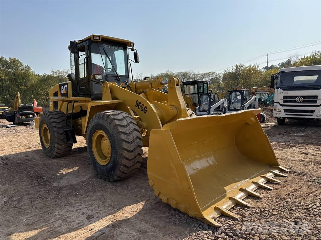 CAT 966 G Колесни товарачи