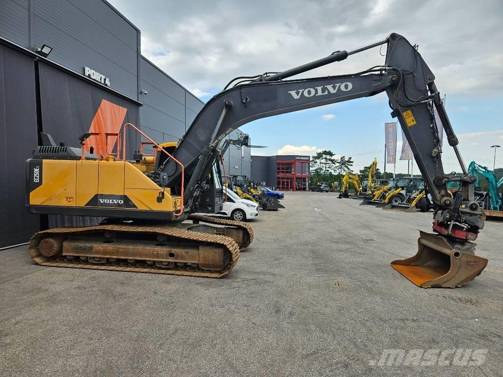 Volvo EC 250 EL Верижен екскаватор