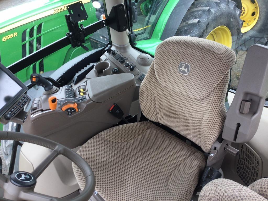 John Deere 6R155 Трактори