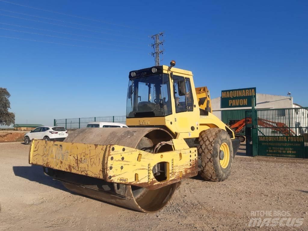 Bomag BW 216 D-4 Уплътнители за почва
