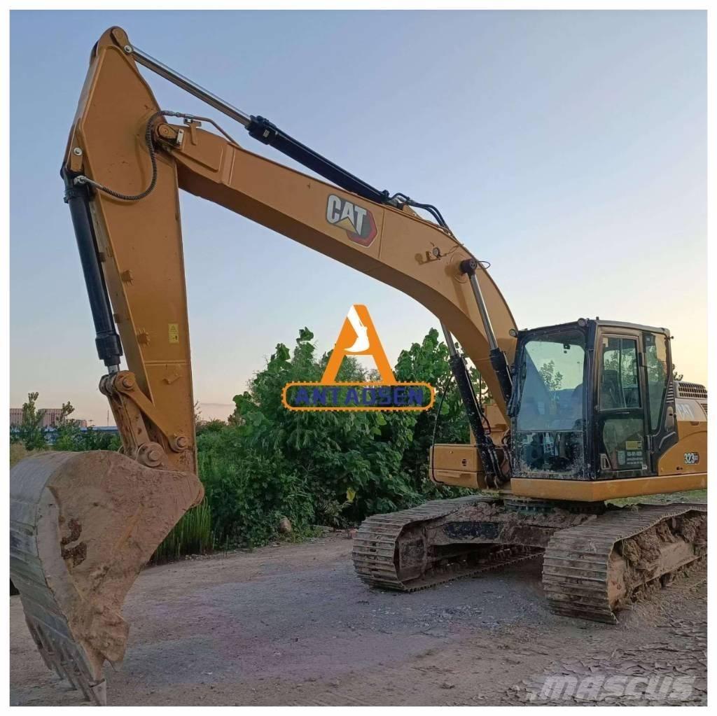 CAT 323GX Багери амфибии