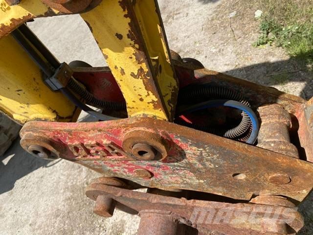 New Holland E 50.2 C Мини екскаватори < 7 т