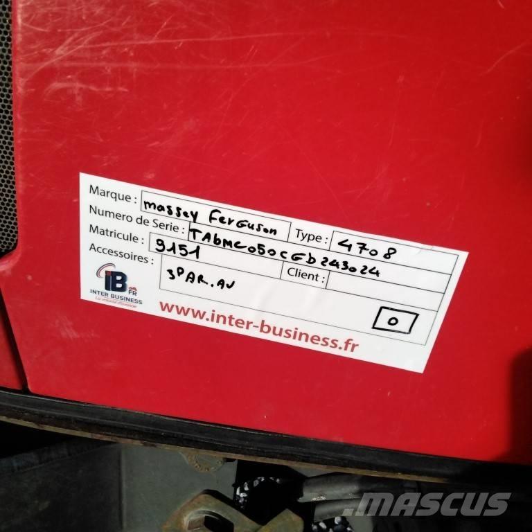 Massey Ferguson 4708 Трактори