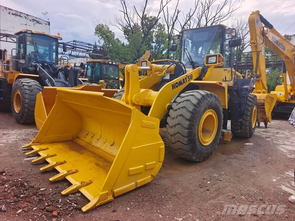 Komatsu WA 380 Колесни товарачи