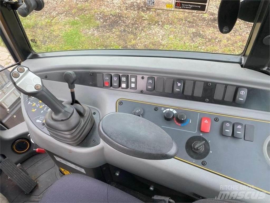 JCB 406 AGRI Колесни товарачи