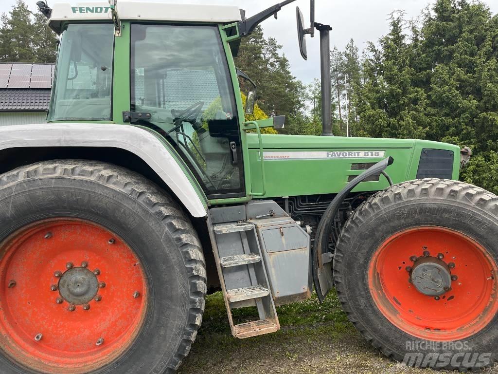 Fendt 818-4 Трактори