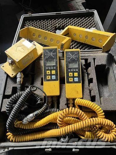 Bomag BF 600C-2 Машини за асфалт