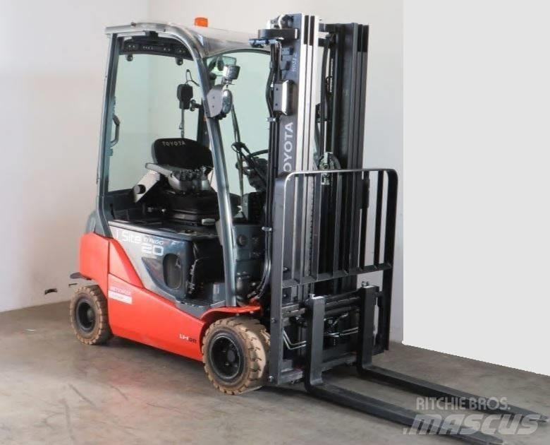Toyota 8 FBMK 20 T Електрически вилични кари-повдигачи
