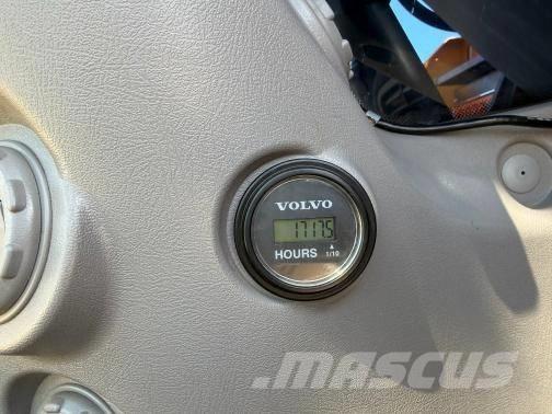 Volvo EC 300 E Верижен екскаватор