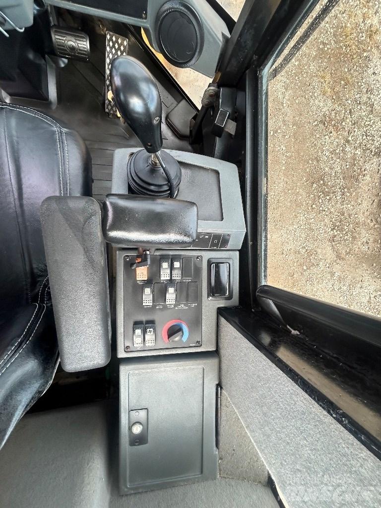 CAT 924 G Колесни товарачи