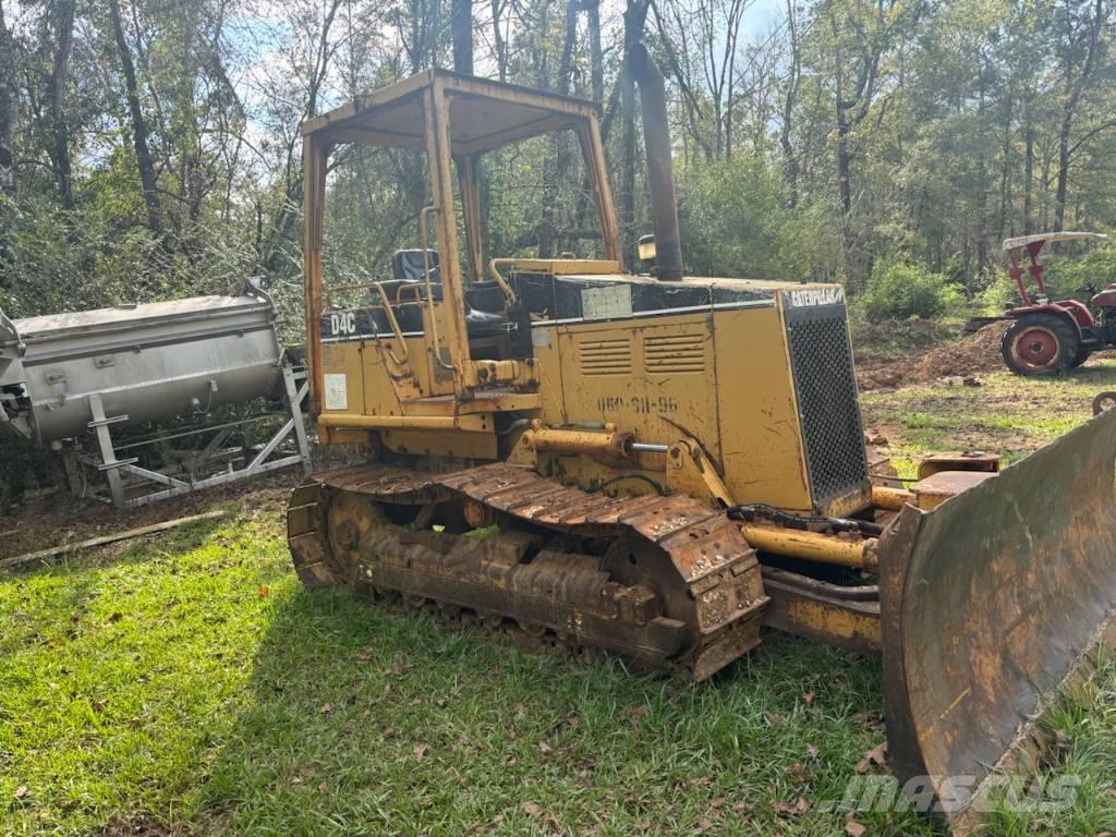CAT D 4 C Верижни булдозери
