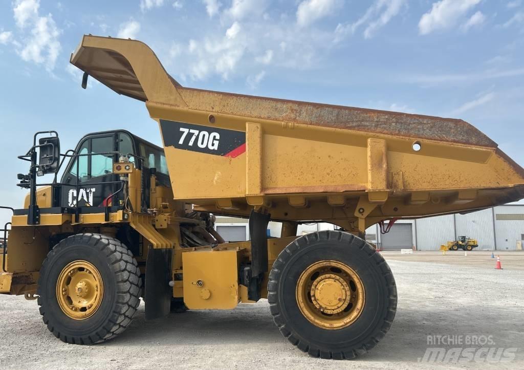 CAT 770 G Дъмпери/моторни превозни средства