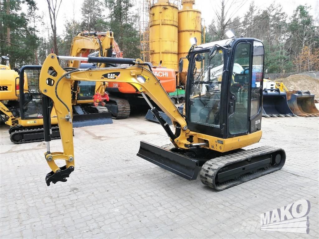 CAT 302.7 D CR Мини екскаватори < 7 т