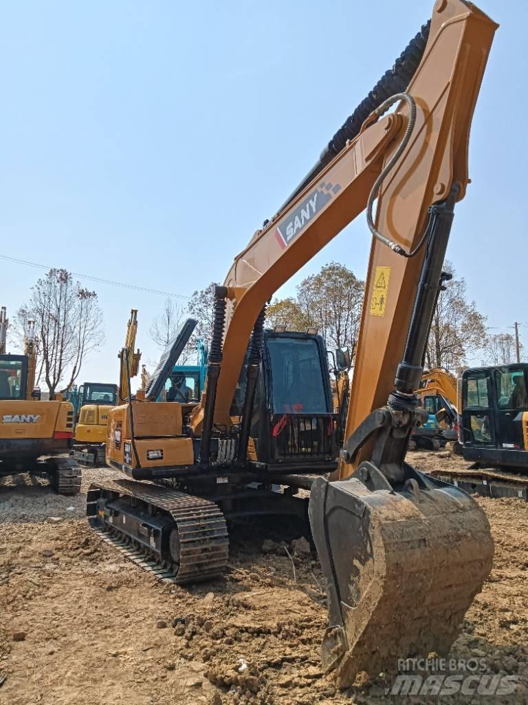 Sany SY 135C Средни екскаватори 7т - 12т