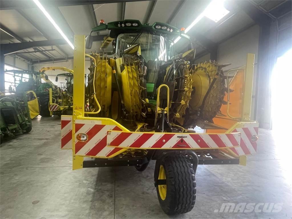 John Deere 9500 i Самоходни фуражири