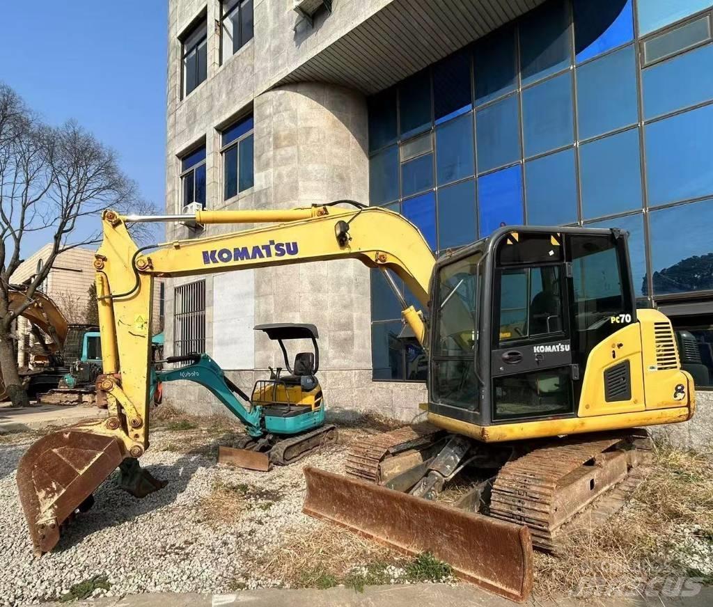 Komatsu PC70 Верижен екскаватор