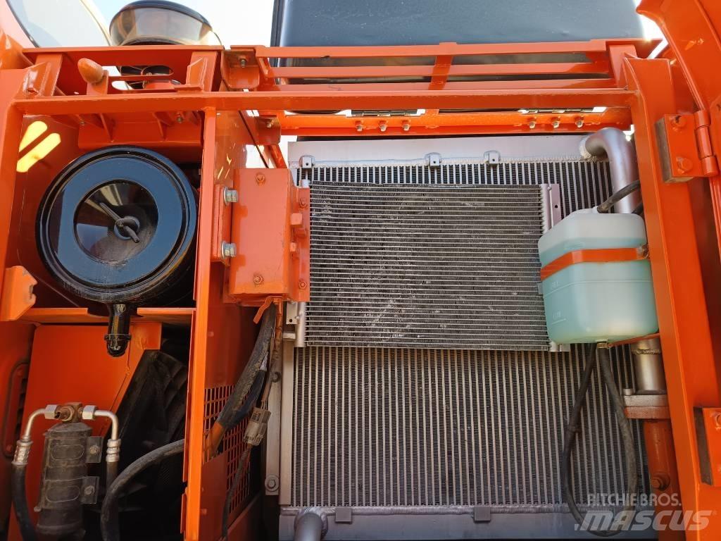 Doosan DH 150 W-7 Колесни екскаватори