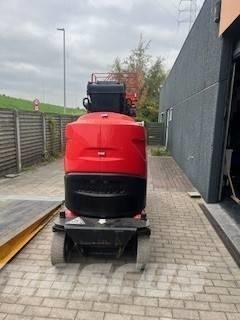 Manitou 100 VJR Вертикални мачтови повдигачи

