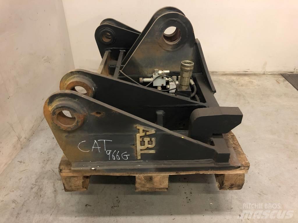 CAT 966 G Бързи съединители