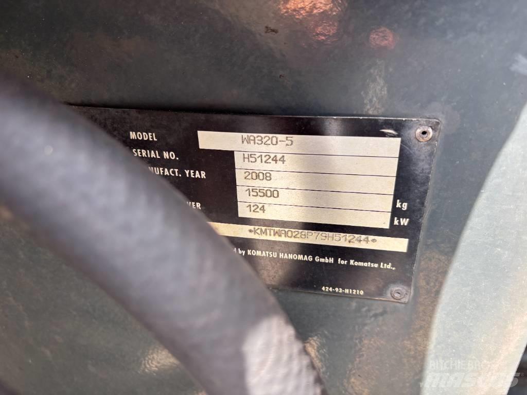 Komatsu WA 320-5 Колесни товарачи