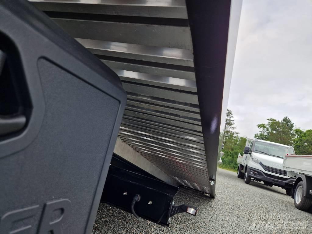 Nissan 35.13 Ванове за доставки