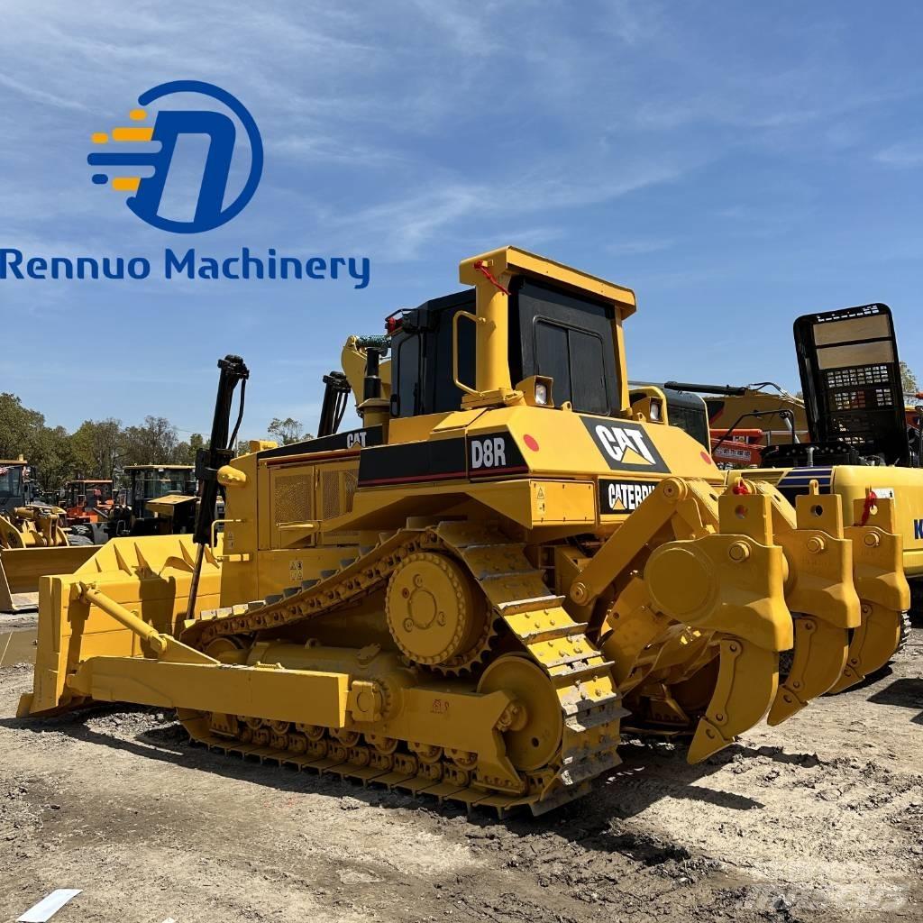 CAT D 8 R Верижни булдозери
