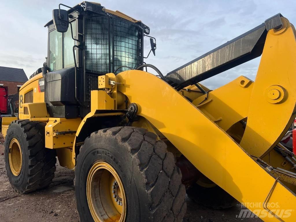 CAT 930 M Колесни товарачи