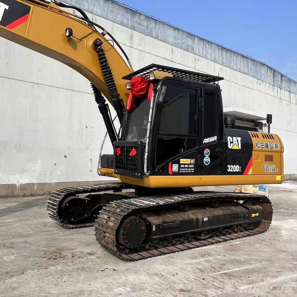 CAT 320D2 Средни екскаватори 7т - 12т