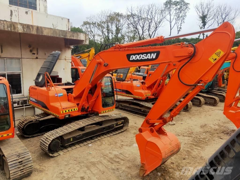 Doosan DH 225 LC-7 Верижен екскаватор