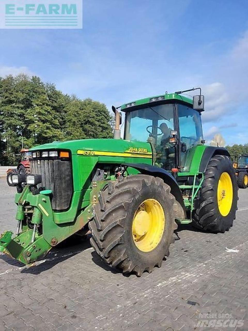 John Deere 8310 Трактори