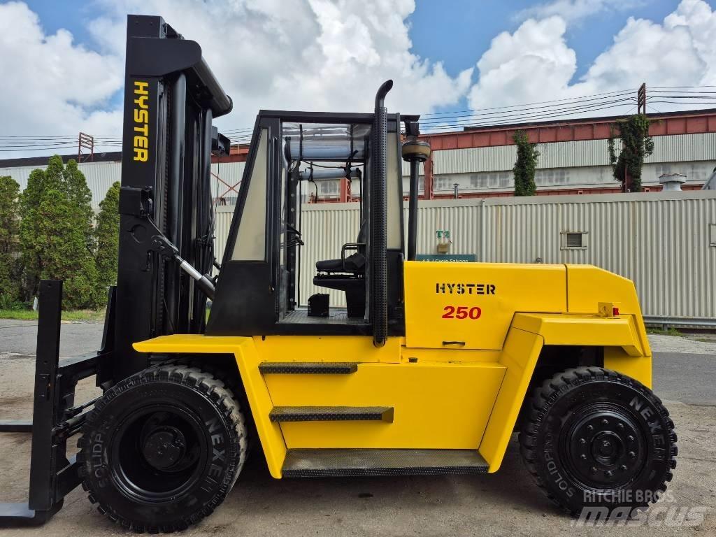 Hyster H 250 XL Вилични кари-повдигачи - други
