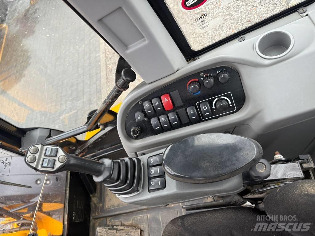 JCB TM 320 Телескопични товарачи за селското стопанство