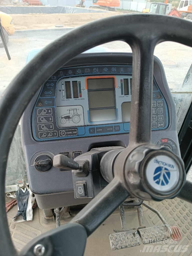 New Holland 8870 A Трактори