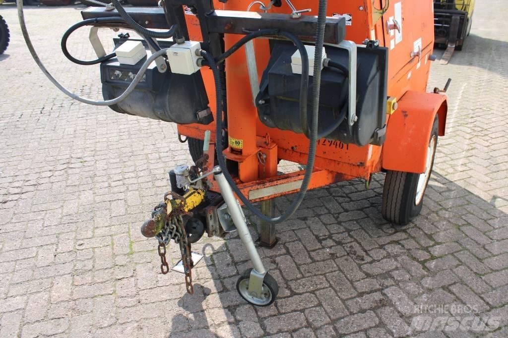 JLG 6308 AN Осветителни кули