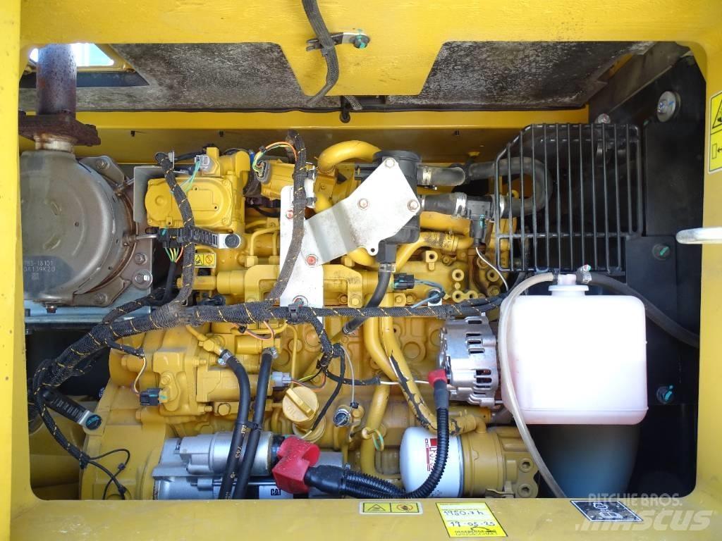 CAT 310 Верижен екскаватор