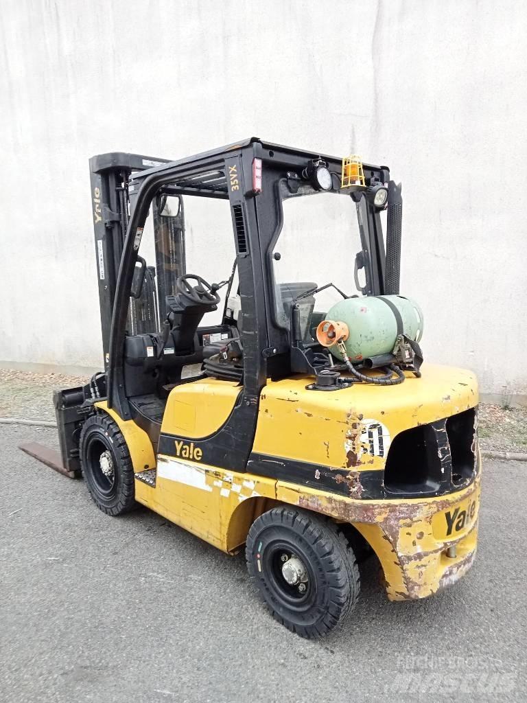 Yale GLP35VX Камиони с АГУ