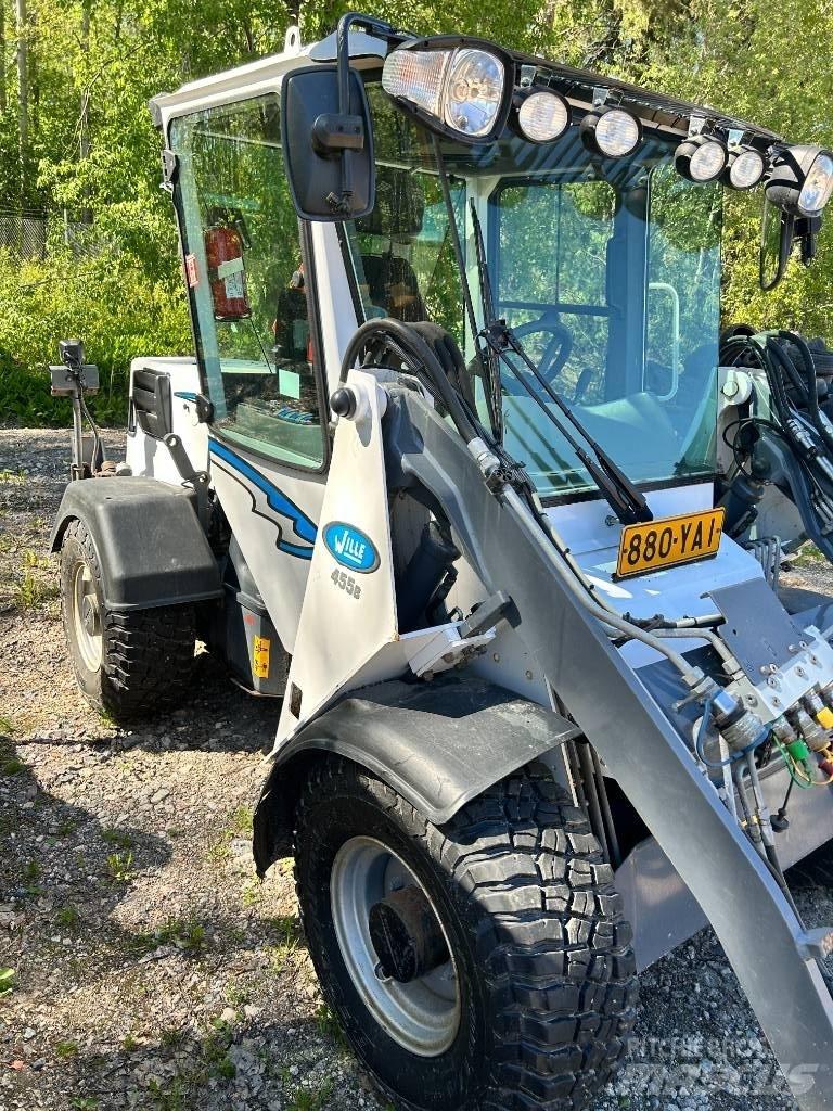 Wille 455 B Комунални съоражения