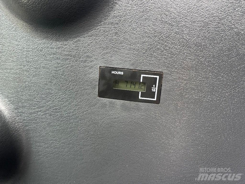 Hyundai HX 145 LCR Верижен екскаватор