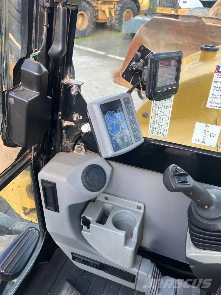 CAT 308 E 2 CR Средни екскаватори 7т - 12т