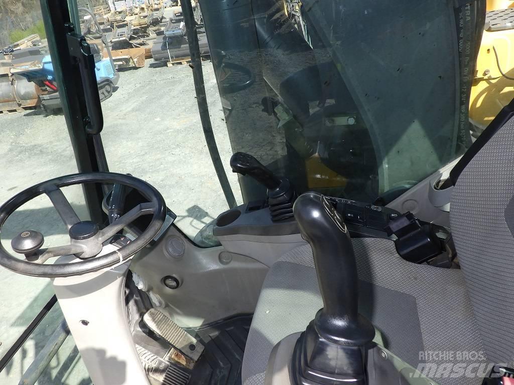 Volvo EW 180 C Колесни екскаватори