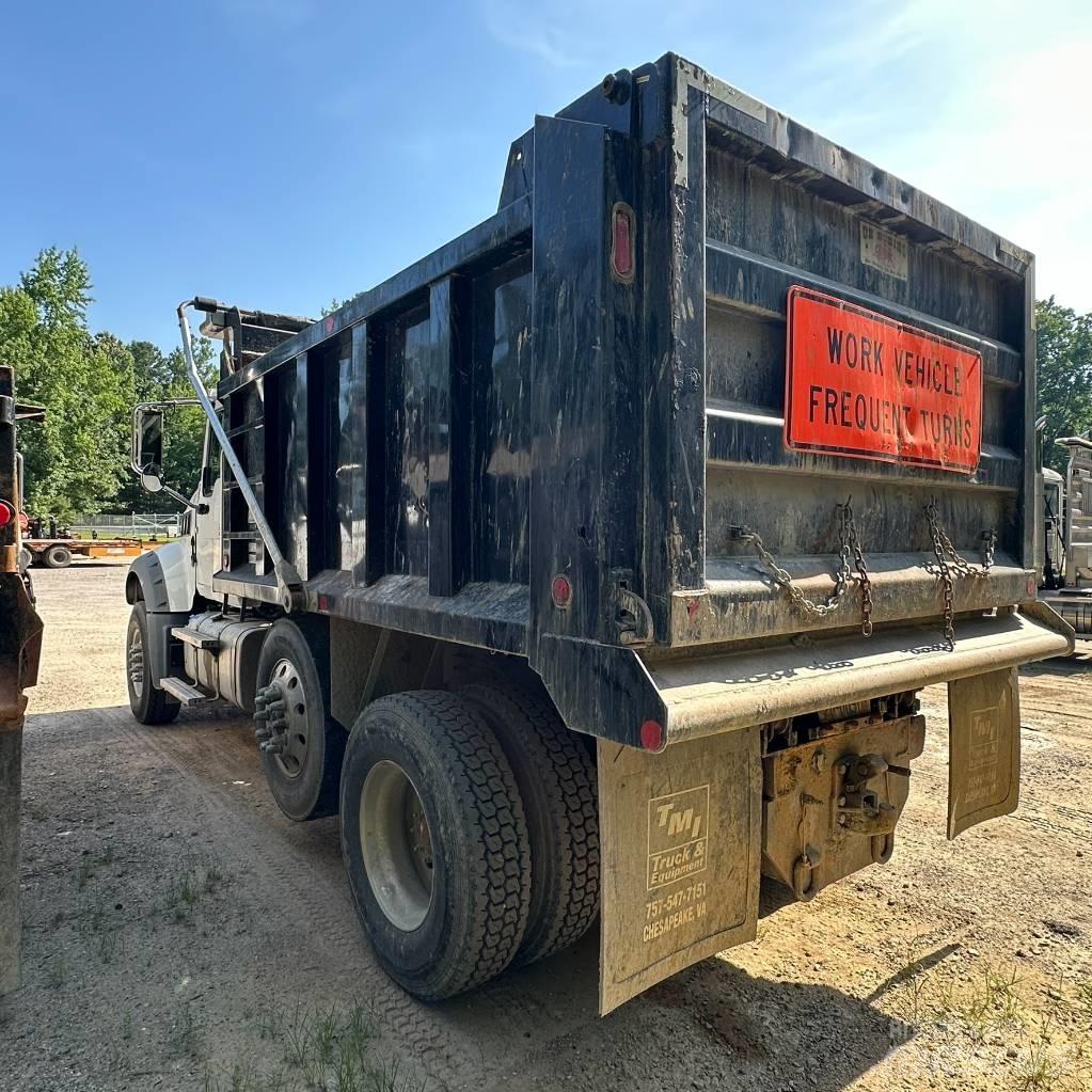 Mack GR 42 F9 Самосвал