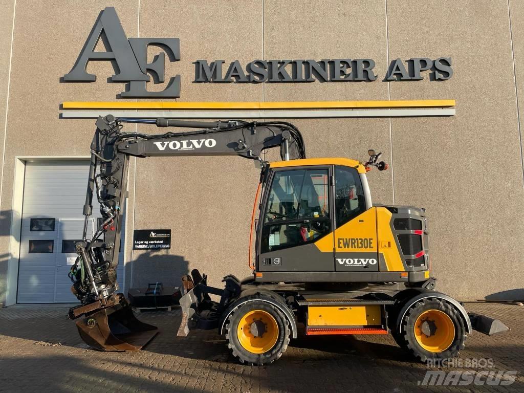 Volvo EWR130E Колесни екскаватори
