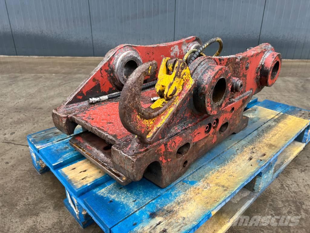 Engcon S70 - 323D Бързи съединители