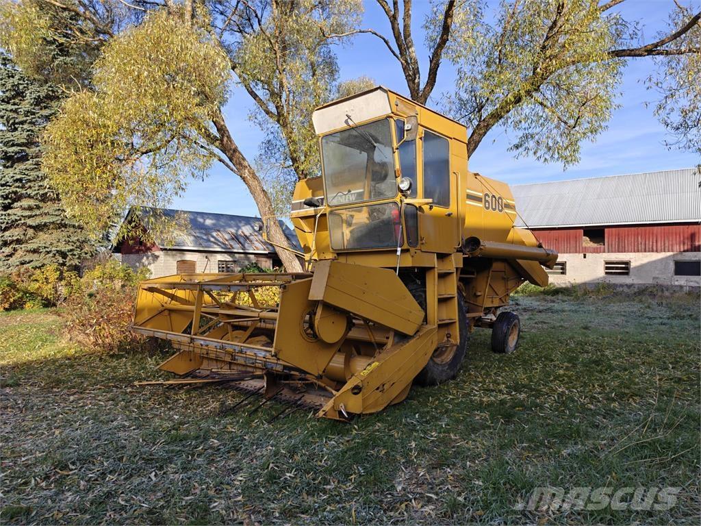 Sampo-Rosenlew 600 Комбайни