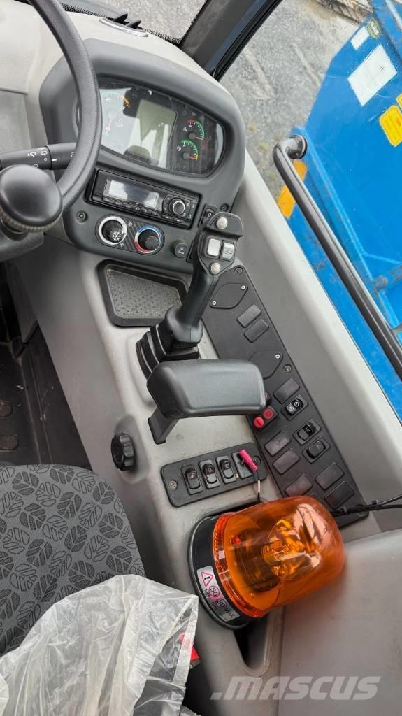 New Holland W70C Колесни товарачи